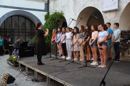 Območna revija otroških in mladinskih pevskih zborov občin Kamnik in Komenda (48)